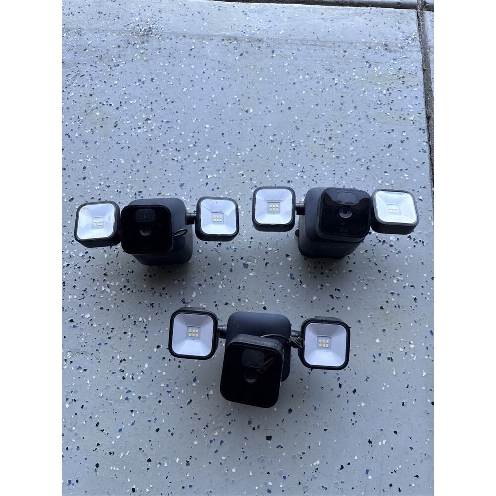 Blink HD Smart Security Camera Floodlight Mount BAC044600U (3 Lot)